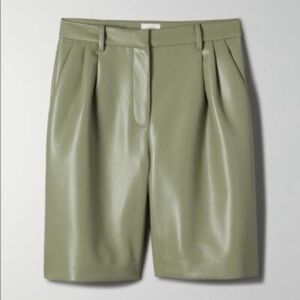 Wilfred Aritzia Olive Green Vegan Leather Shorts – Minor Lines(check photos)